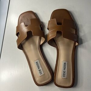 Steve Madden sandal